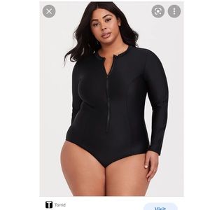 Torrid Rash Guard Black Size 2